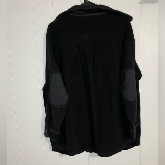 Zenana oversized fleece shacket. Size medium - Picture 6 of 7